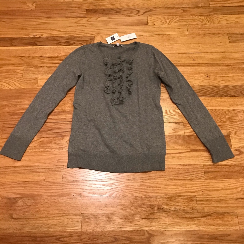 Gap “NWT” made with Cashmere sweater